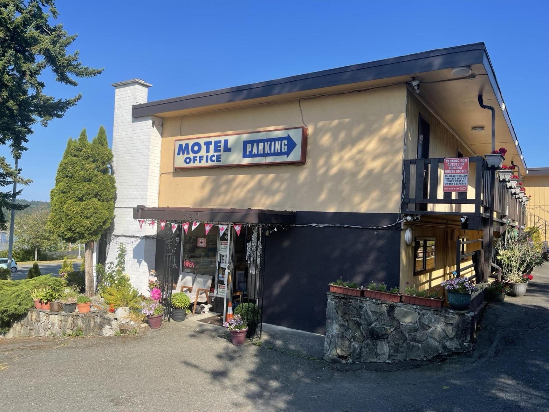 ليديسميث Holiday House Motel المظهر الخارجي الصورة