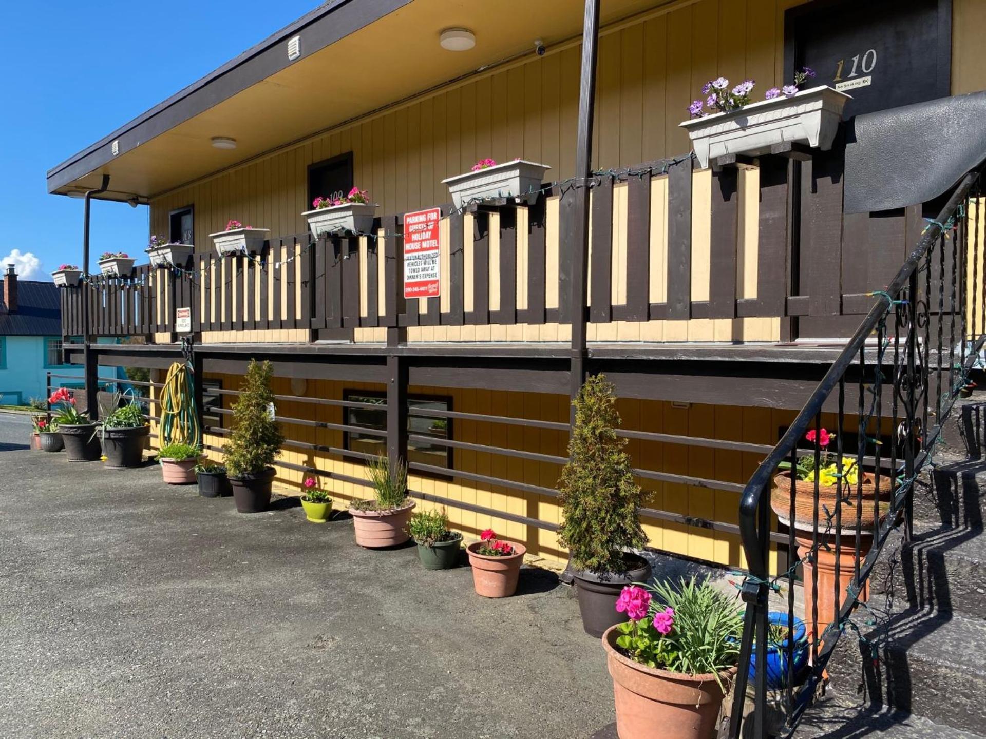 ليديسميث Holiday House Motel المظهر الخارجي الصورة