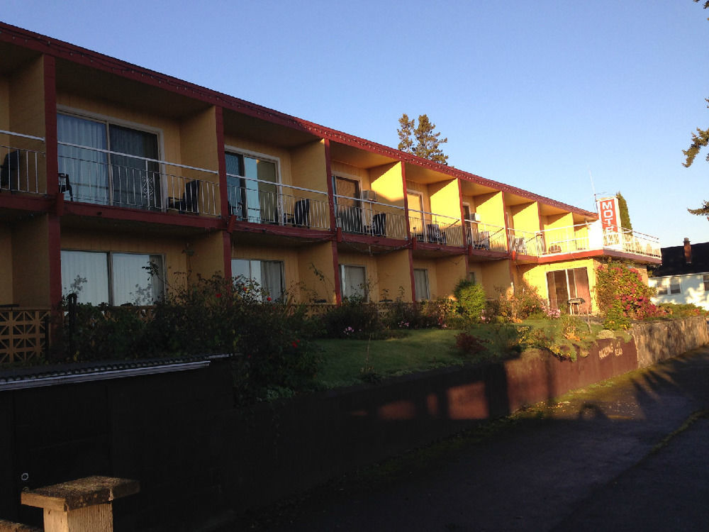 ليديسميث Holiday House Motel المظهر الخارجي الصورة